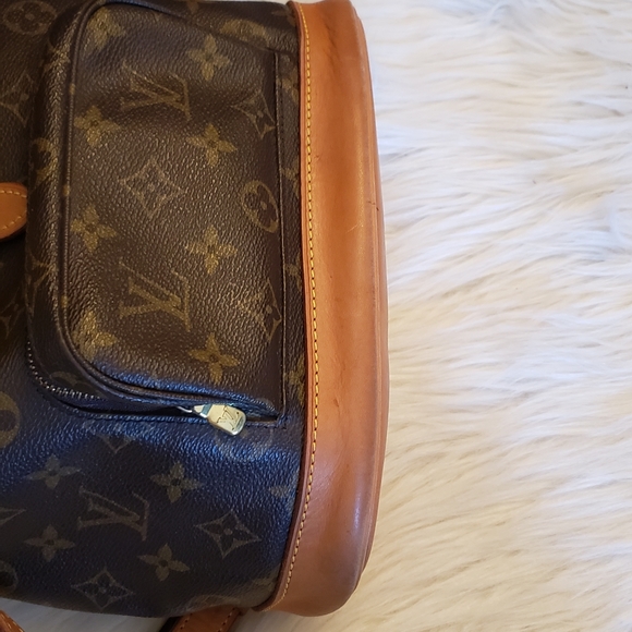 🍀🦋AUTHENTIC Louis Vuitton Backpack MM🦋🍀 - Picture 9 of 11